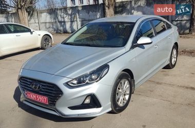 Седан Hyundai Sonata 2018 в Киеве