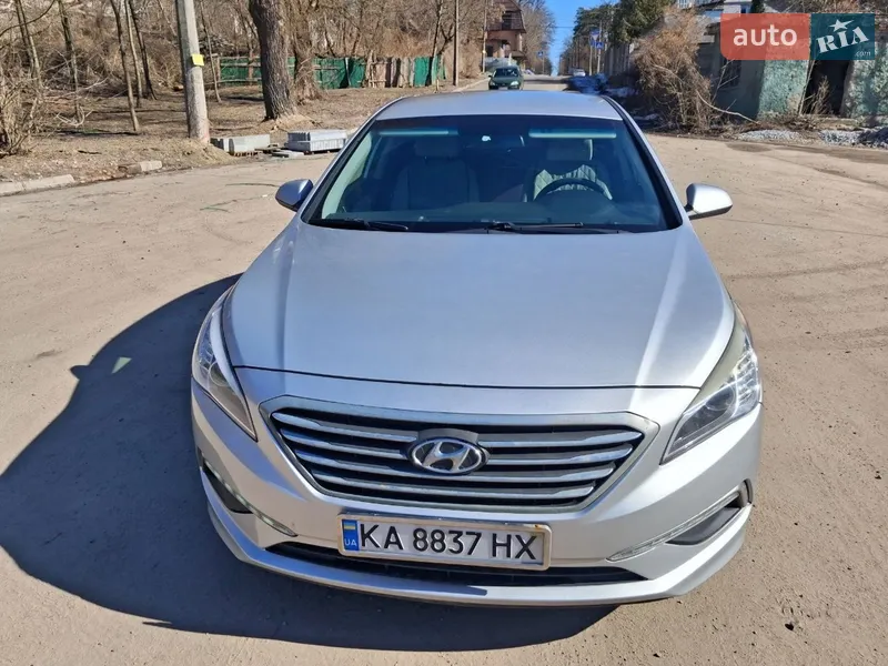 Hyundai Sonata 2015 VIN KMHE341DBFA097146 фото оголошення 12 з 47