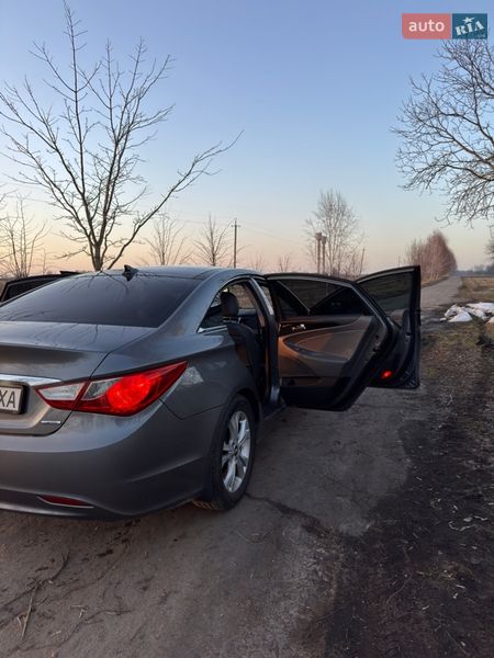 Седан Hyundai Sonata 2012 в Бердичеве