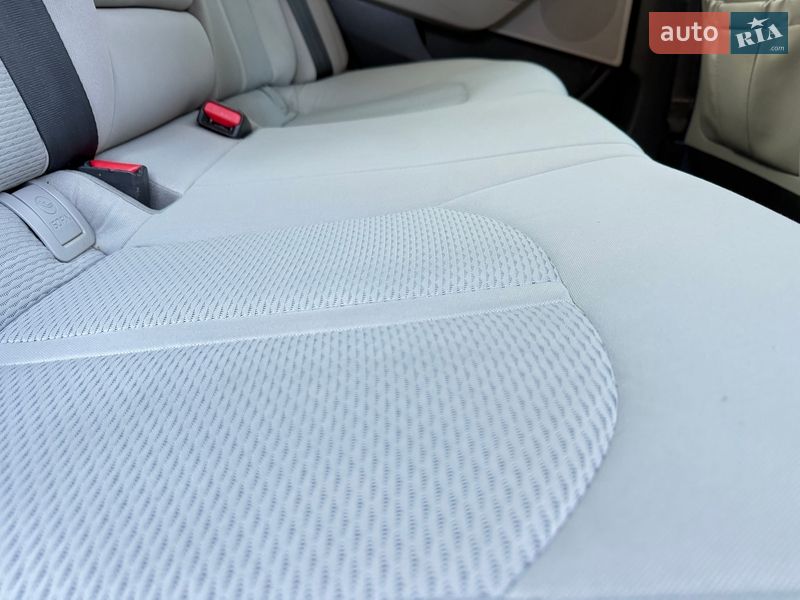 Седан Hyundai Sonata 2016 в Ровно