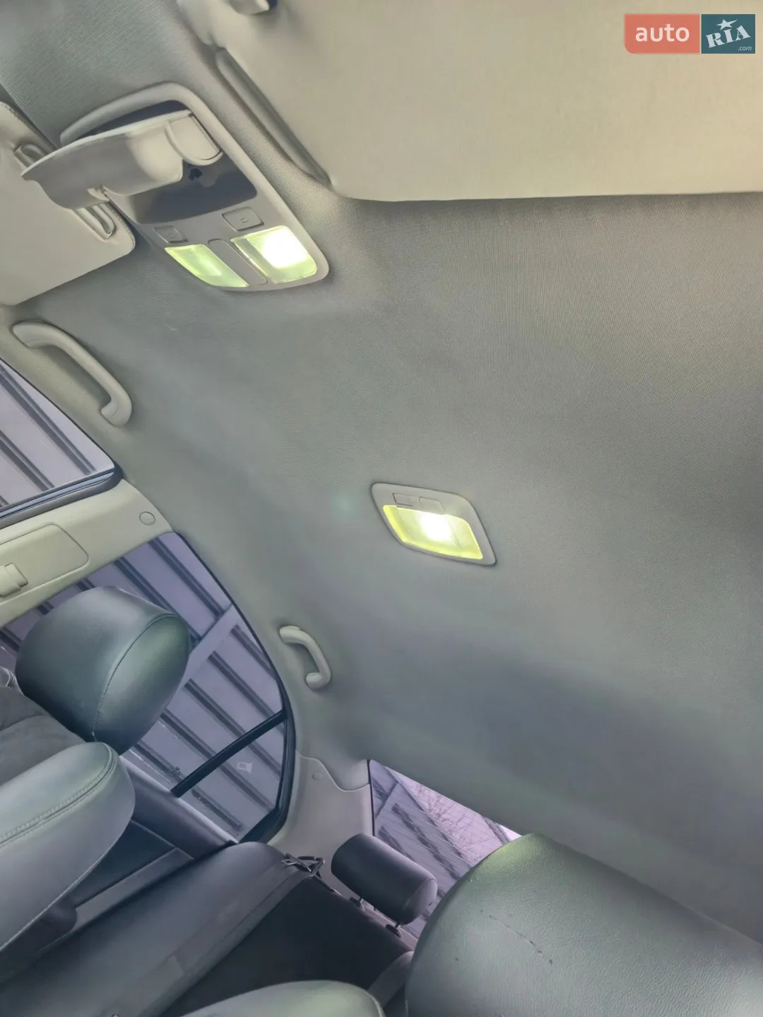 2010 Hyundai Sonata - мініатюра 12