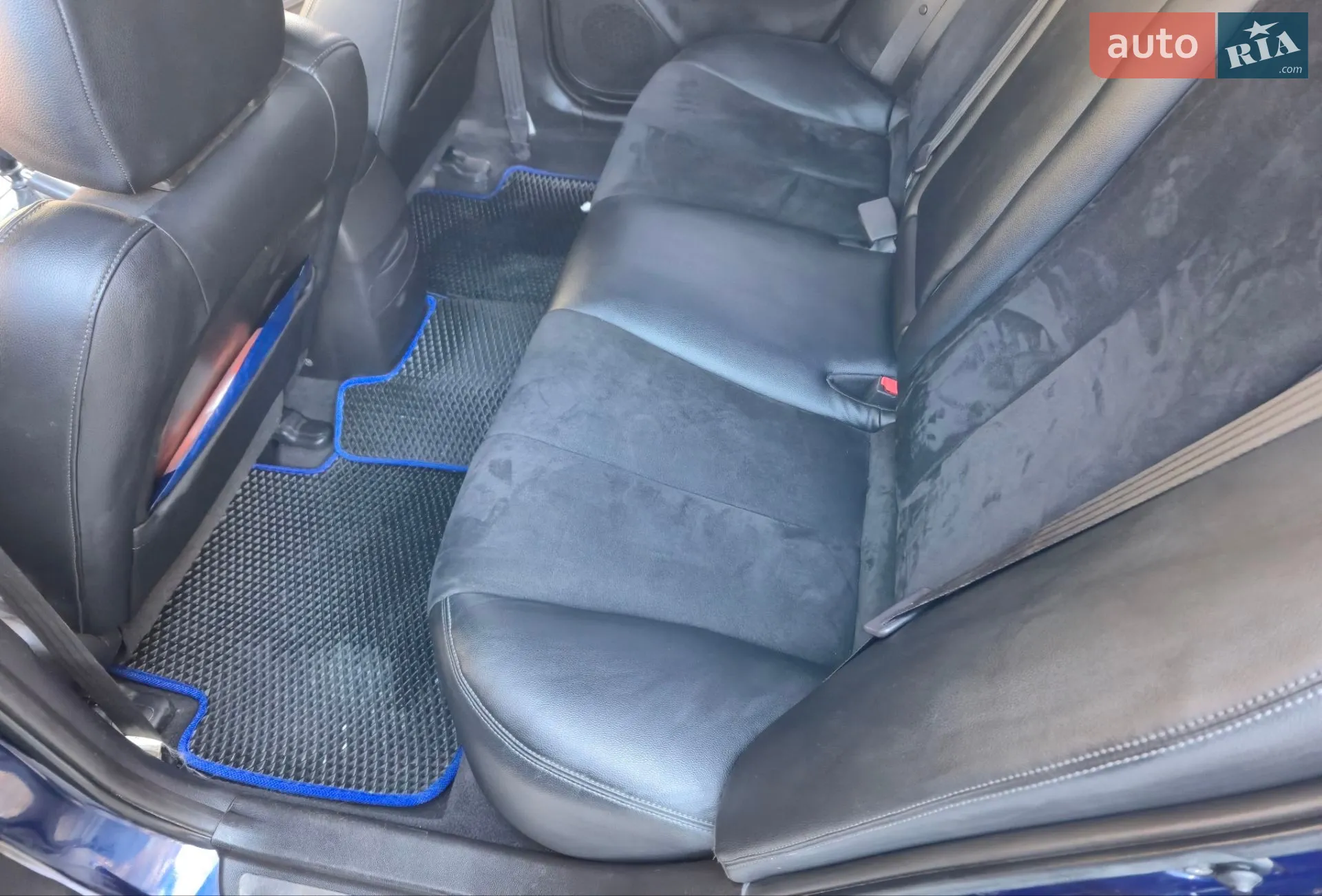 2010 Hyundai Sonata - мініатюра 16
