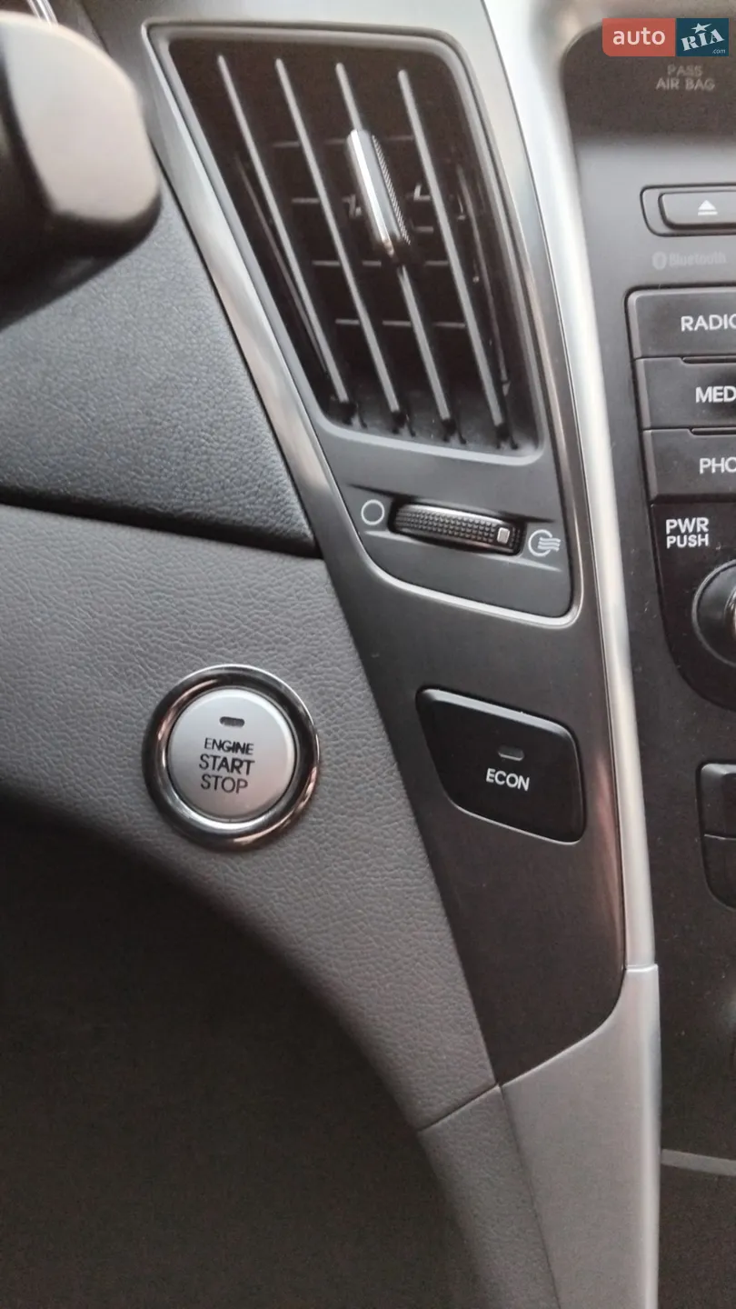 2014 Hyundai Sonata - мініатюра 15