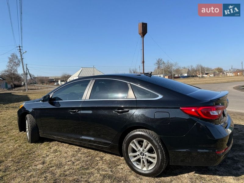 Седан Hyundai Sonata 2016 в Лохвиці