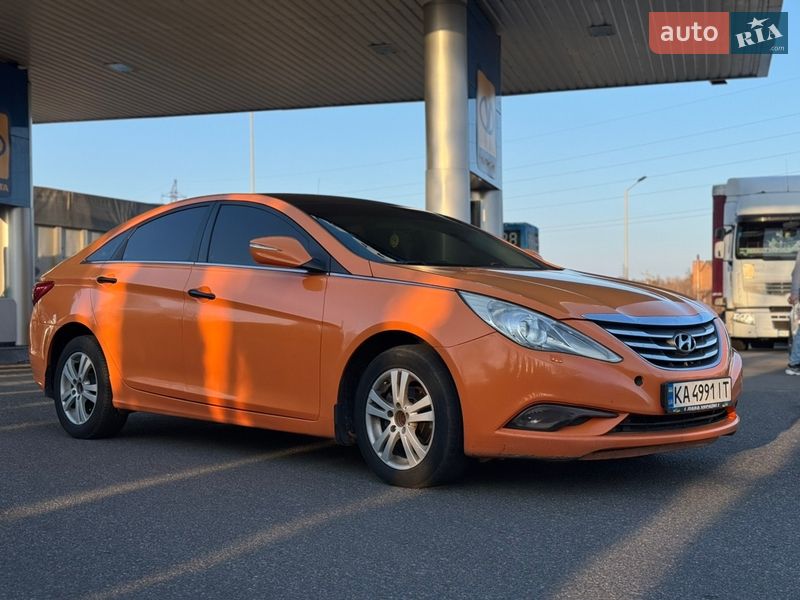 Седан Hyundai Sonata 2014 в Смеле