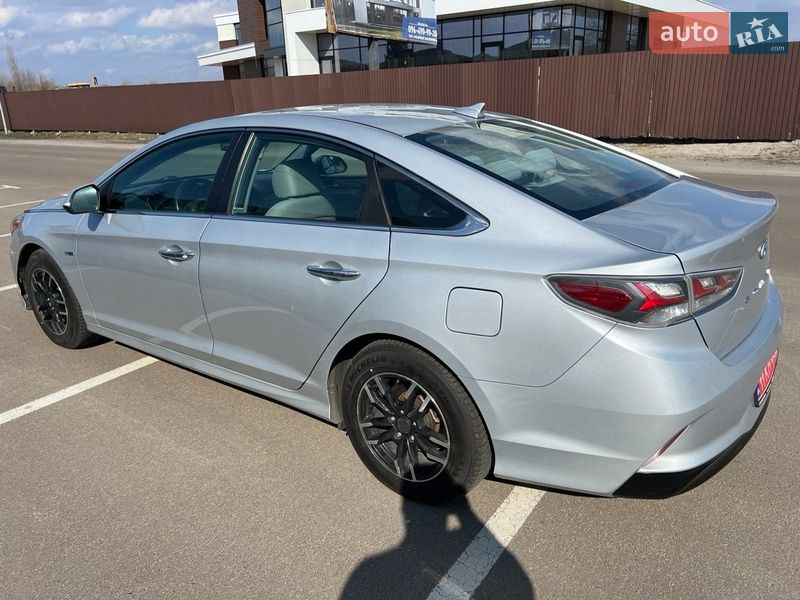 Седан Hyundai Sonata 2019 в Києві
