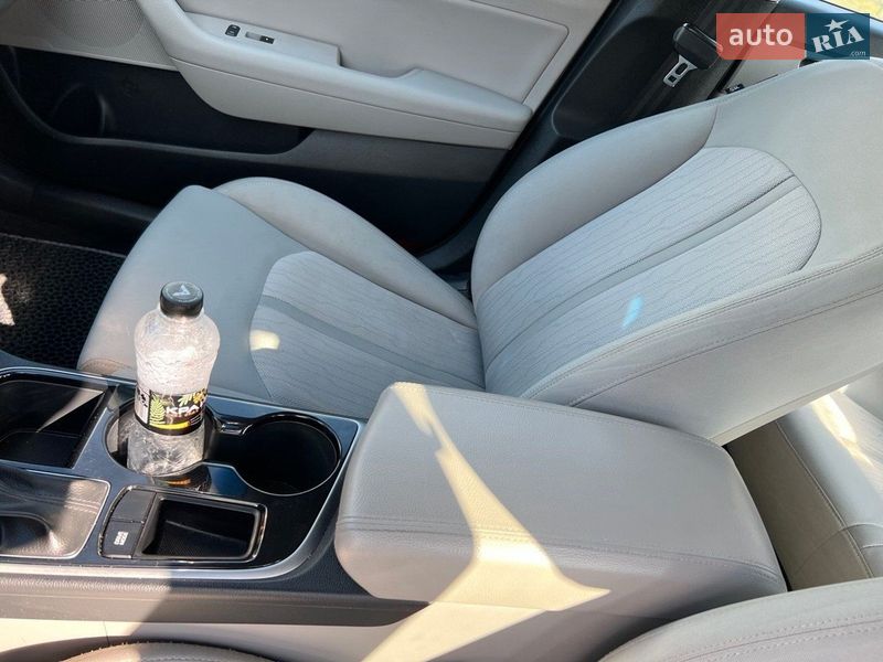 Седан Hyundai Sonata 2019 в Києві