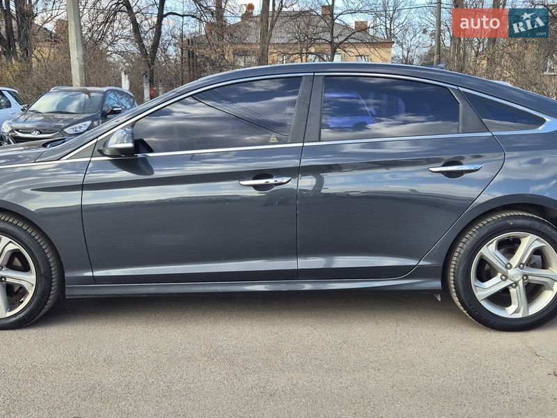 Седан Hyundai Sonata 2018 в Киеве