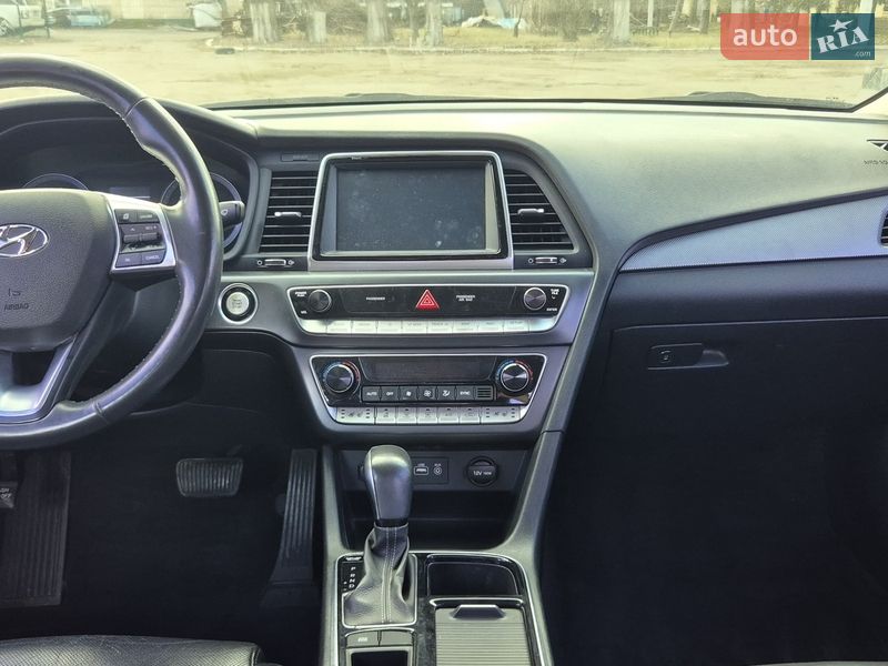 Седан Hyundai Sonata 2018 в Киеве