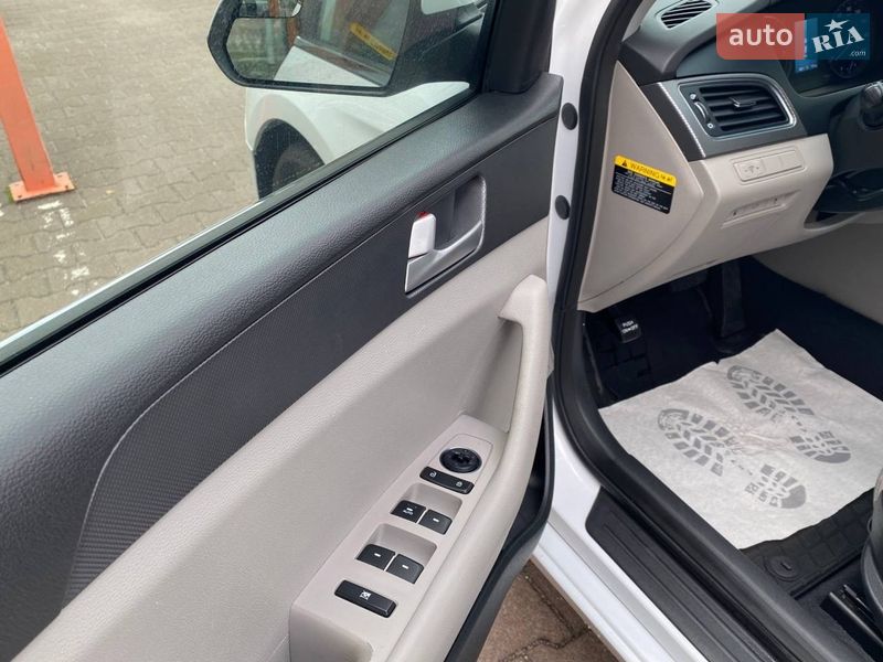 Седан Hyundai Sonata 2014 в Житомире