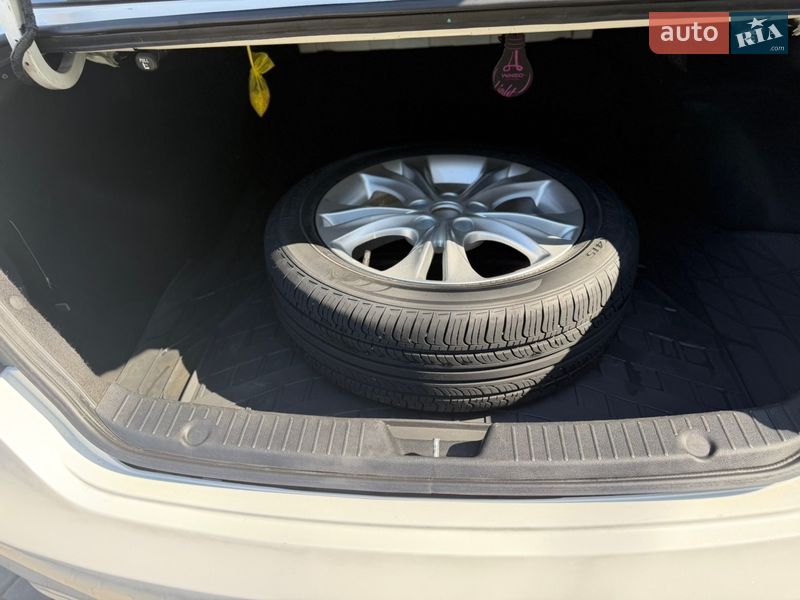 Седан Hyundai Sonata 2011 в Одессе фото 23 Седан Hyundai Sonata 2011 в Одессе