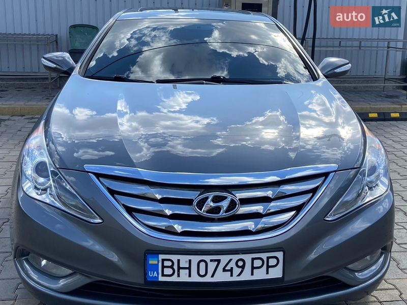 Hyundai Sonata 2013