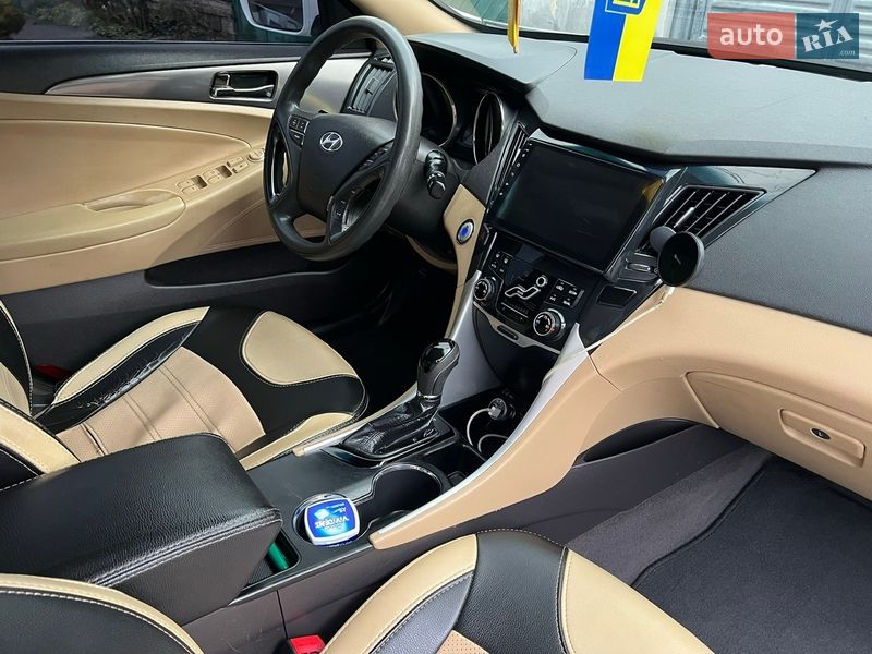 Седан Hyundai Sonata 2011 в Одессе