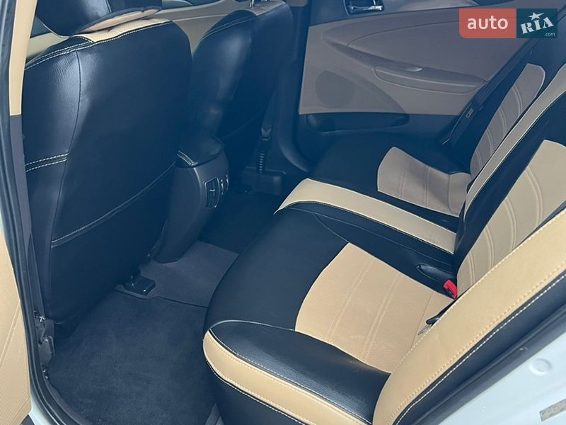 Седан Hyundai Sonata 2011 в Одессе