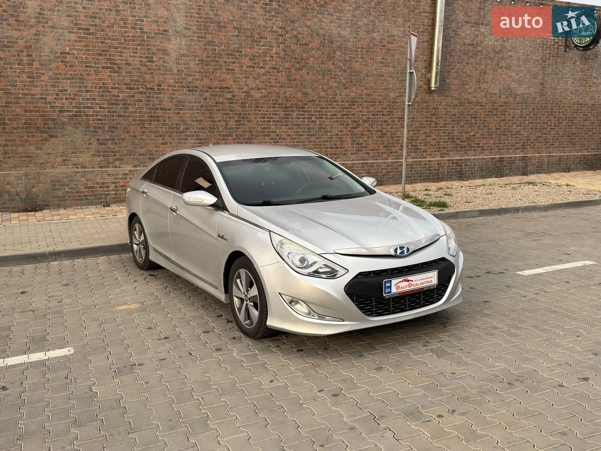 2011 Hyundai Sonata - мініатюра 7