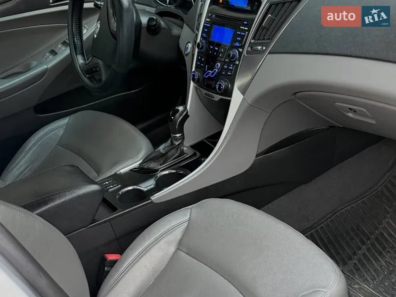 Hyundai Sonata 2012 VIN KMHEC4A45CA044107 фото оголошення 5 з 46