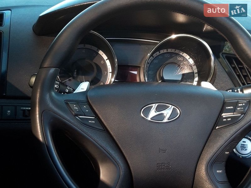 Седан Hyundai Sonata 2010 в Ромнах фото 4 Седан Hyundai Sonata 2010 в Ромнах