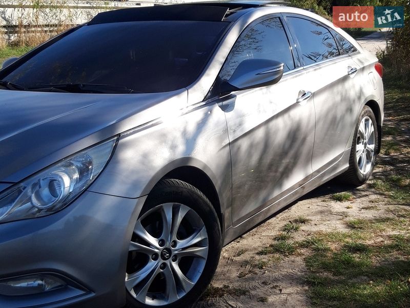Седан Hyundai Sonata 2010 в Ромнах фото 26 Седан Hyundai Sonata 2010 в Ромнах