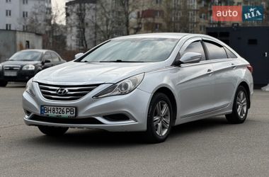 Седан Hyundai Sonata 2014 в Киеве