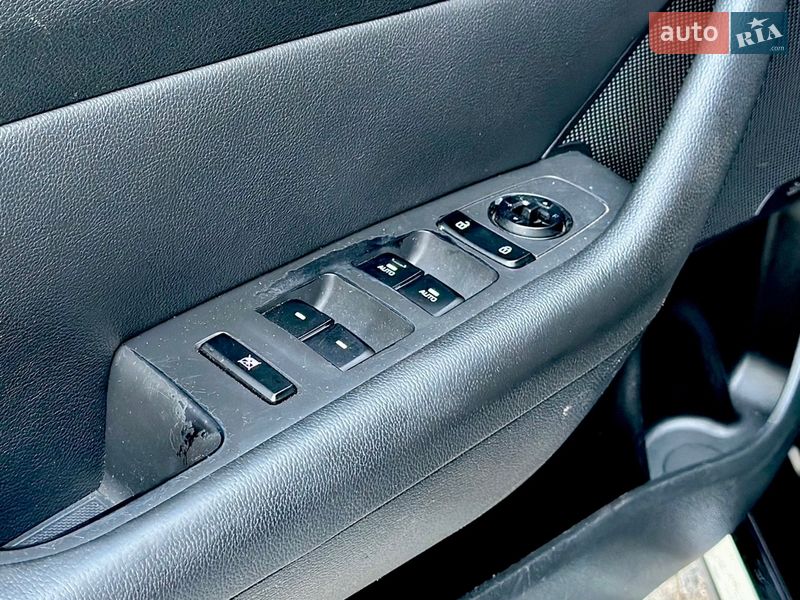 Седан Hyundai Sonata 2015 в Киеве фото 17 Седан Hyundai Sonata 2015 в Киеве