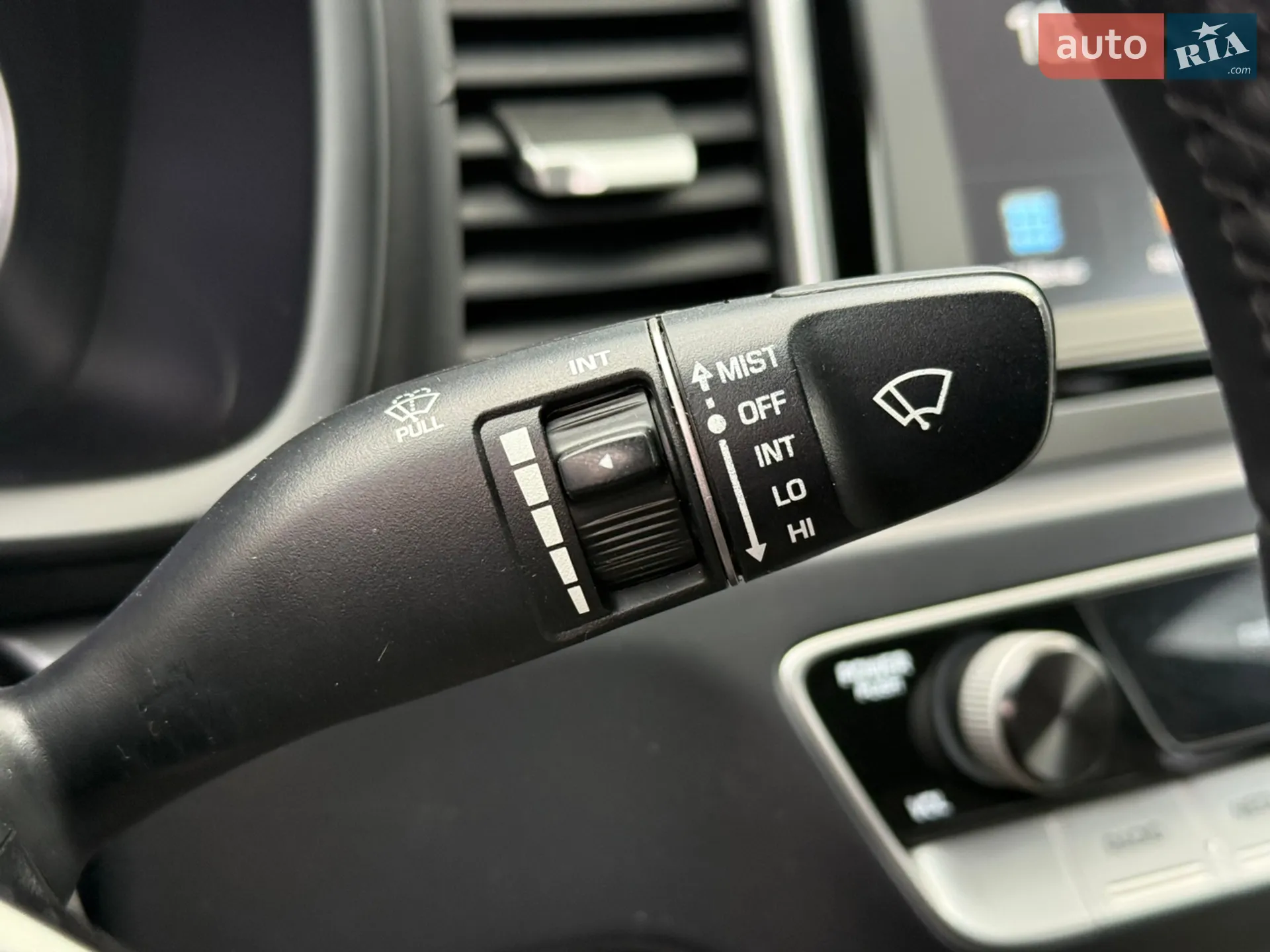 2017 Hyundai Sonata - мініатюра 32