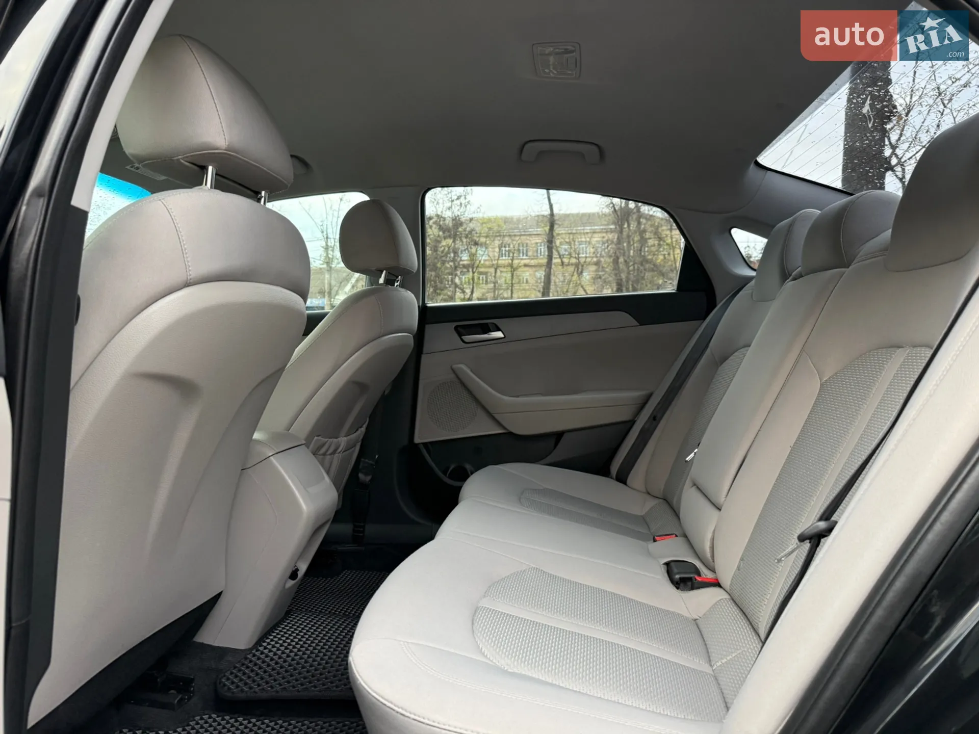 2017 Hyundai Sonata - мініатюра 41