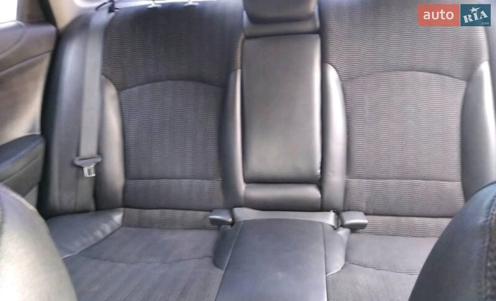2010 Hyundai Sonata - мініатюра 8