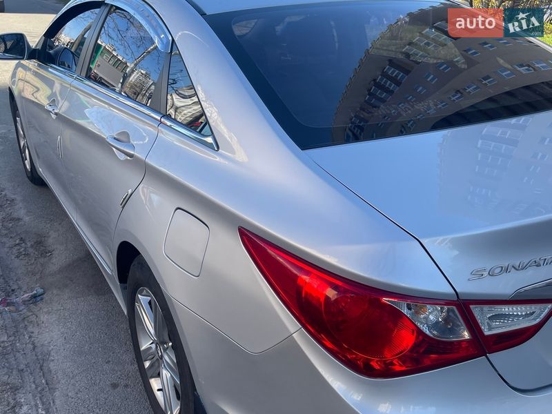 Седан Hyundai Sonata 2013 в Киеве фото 3 Седан Hyundai Sonata 2013 в Киеве