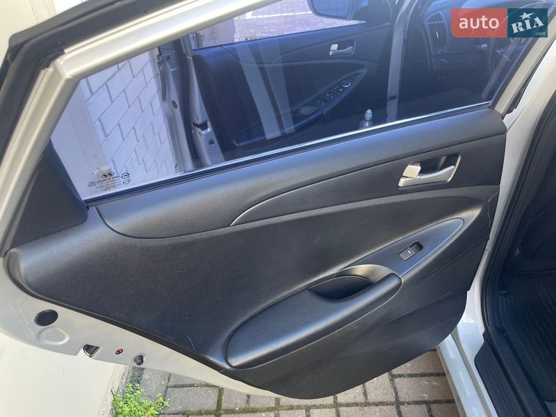 Седан Hyundai Sonata 2013 в Киеве фото 25 Седан Hyundai Sonata 2013 в Киеве