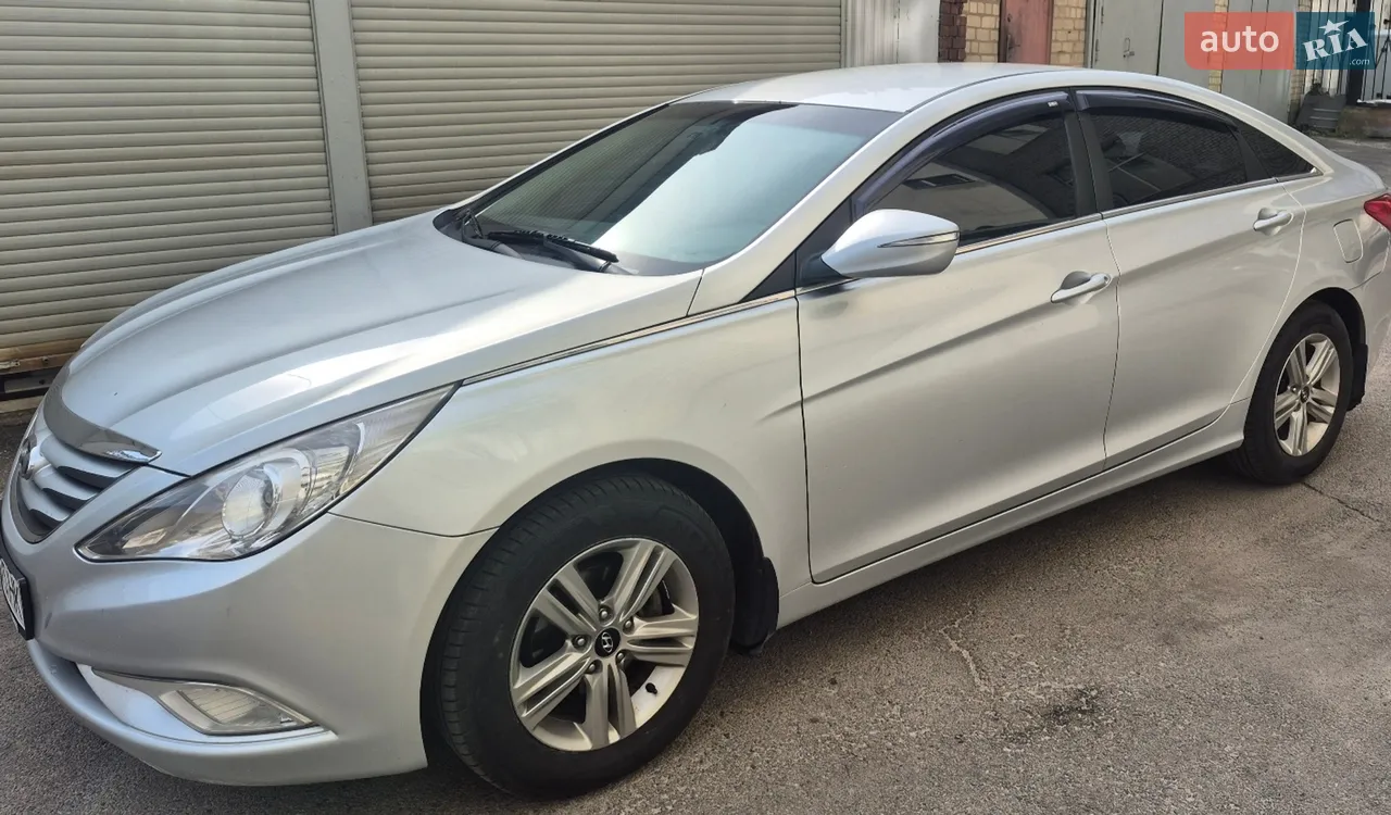 2011 Hyundai Elantra - мініатюра 17