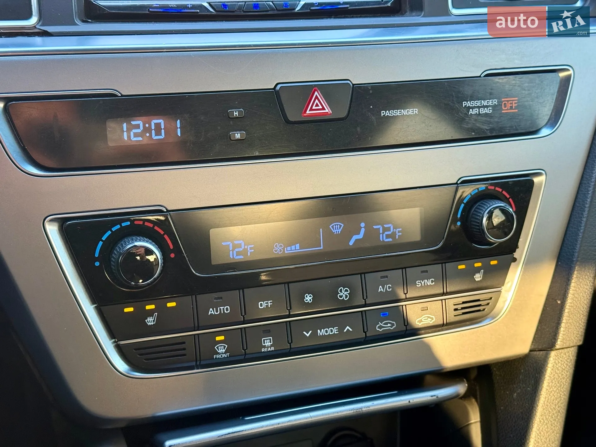 2014 Hyundai Sonata - мініатюра 17