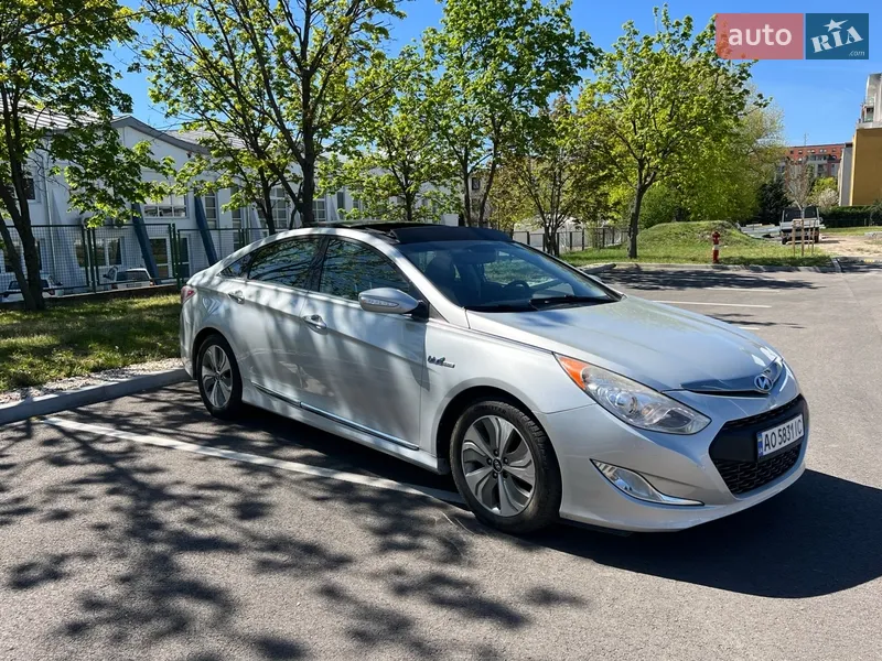 Hyundai Sonata