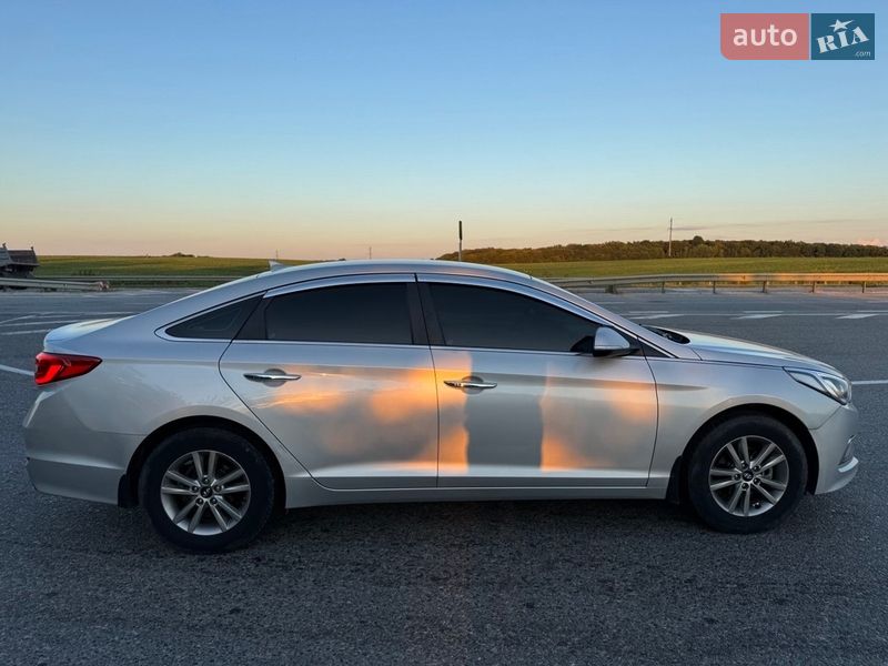 Седан Hyundai Sonata 2014 в Миколаєві