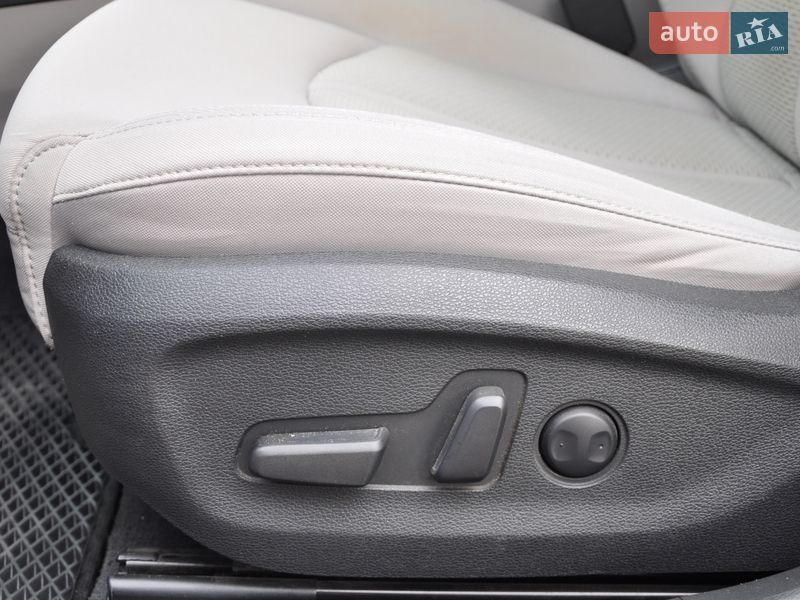 Седан Hyundai Sonata 2017 в Одессе