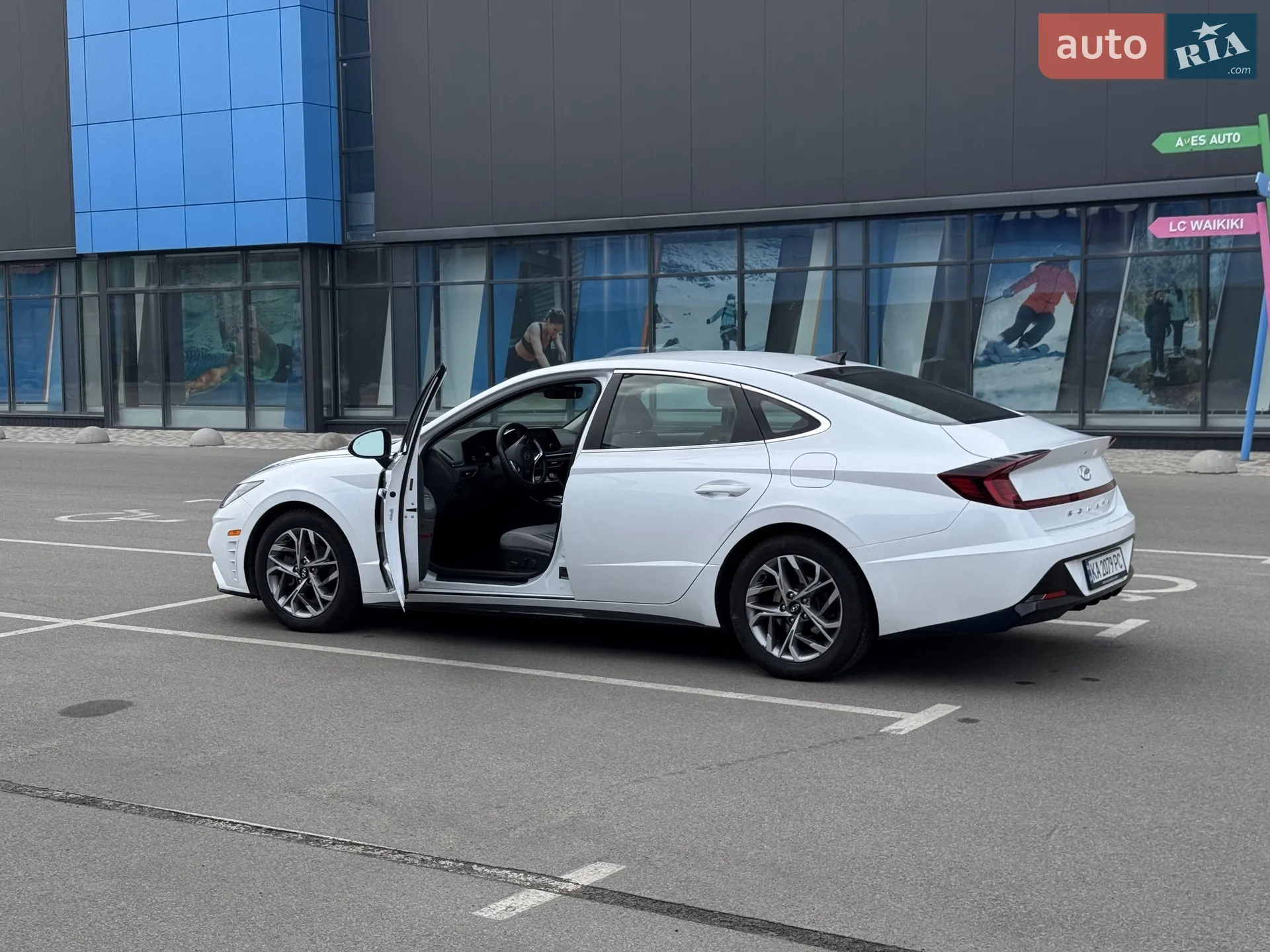 2020 Hyundai Sonata - мініатюра 17