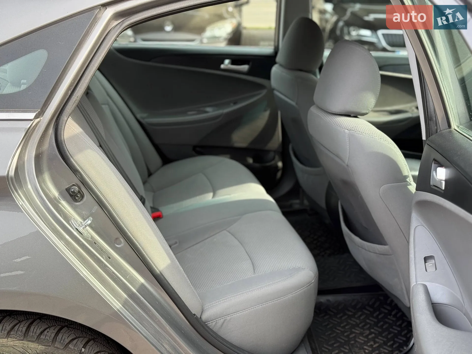 2012 Hyundai Sonata - мініатюра 20