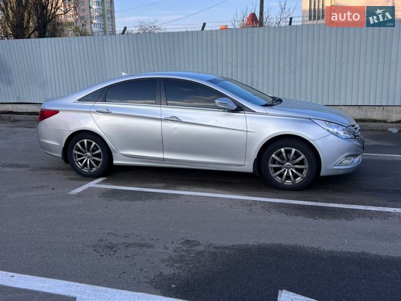 Седан Hyundai Sonata 2013 в Вишневом