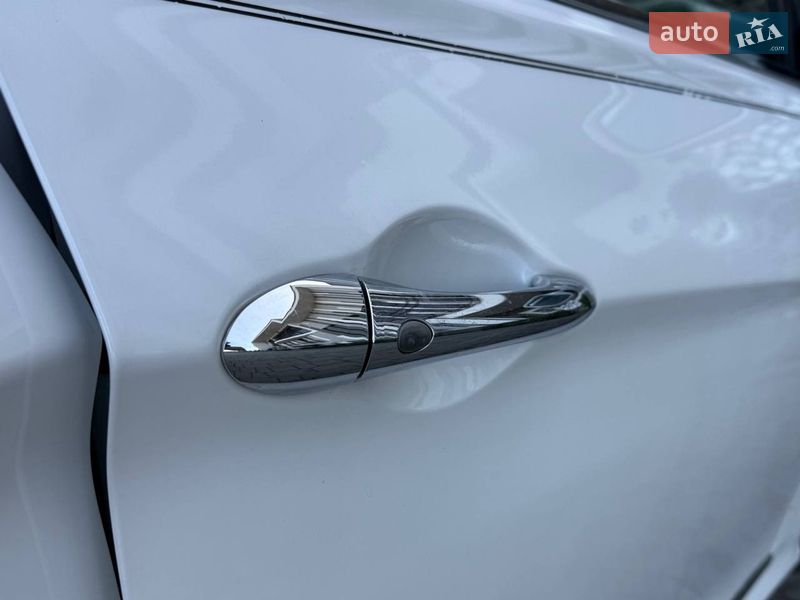 Седан Hyundai Sonata 2013 в Стрые фото 35 Седан Hyundai Sonata 2013 в Стрые