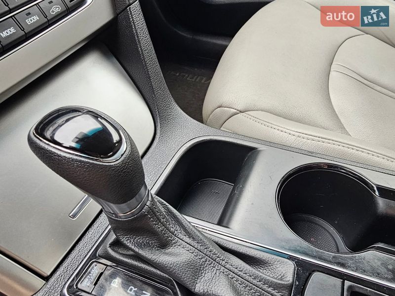 Седан Hyundai Sonata 2015 в Киеве фото 23 Седан Hyundai Sonata 2015 в Киеве