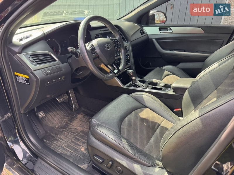 Седан Hyundai Sonata 2017 в Отынии