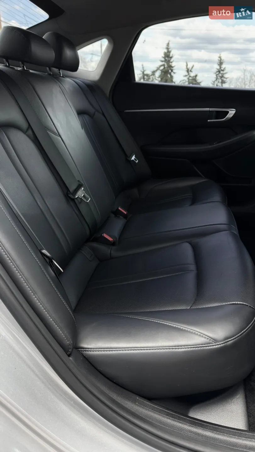 2020 Hyundai Sonata - мініатюра 18