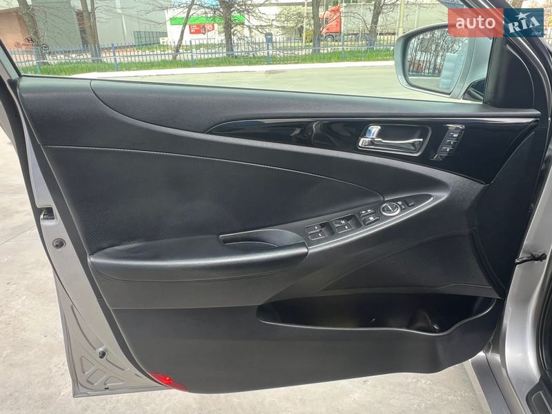 Седан Hyundai Sonata 2012 в Одесі