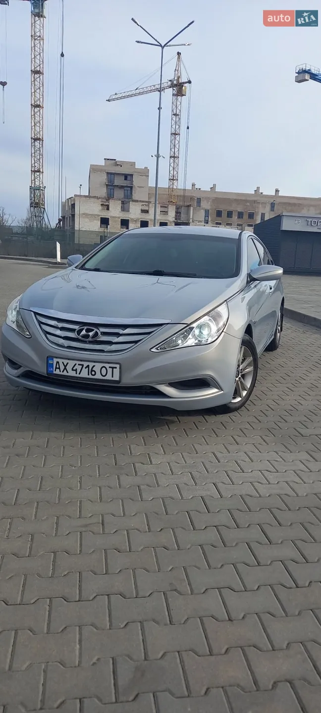 2011 Hyundai Sonata - мініатюра 7