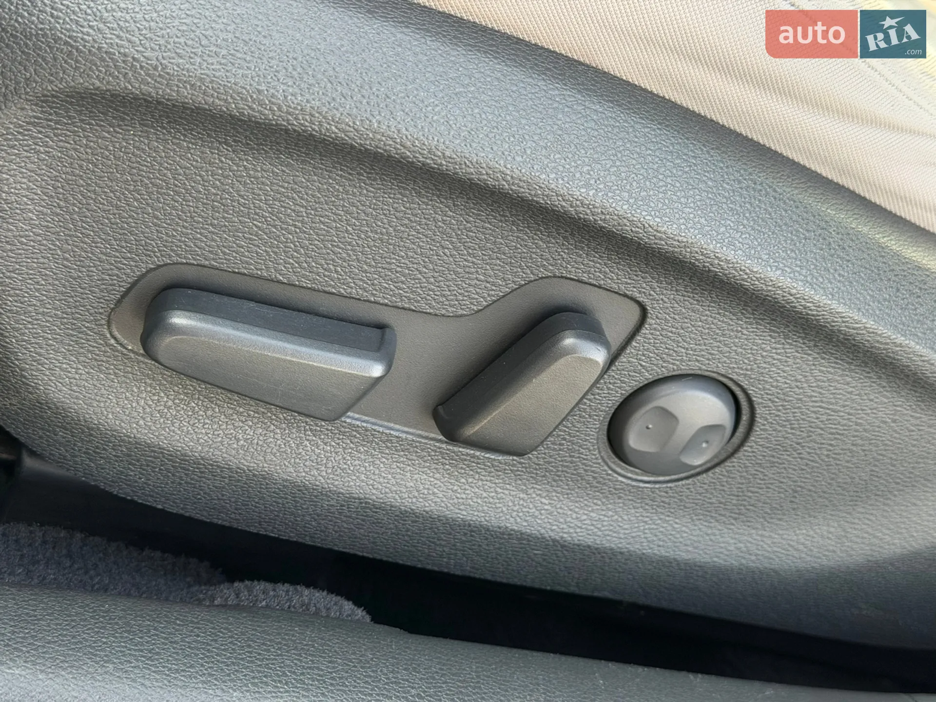 2014 Hyundai Sonata - мініатюра 30