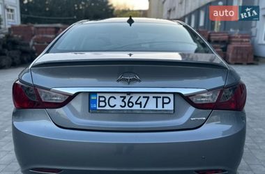 Седан Hyundai Sonata 2013 в Львове