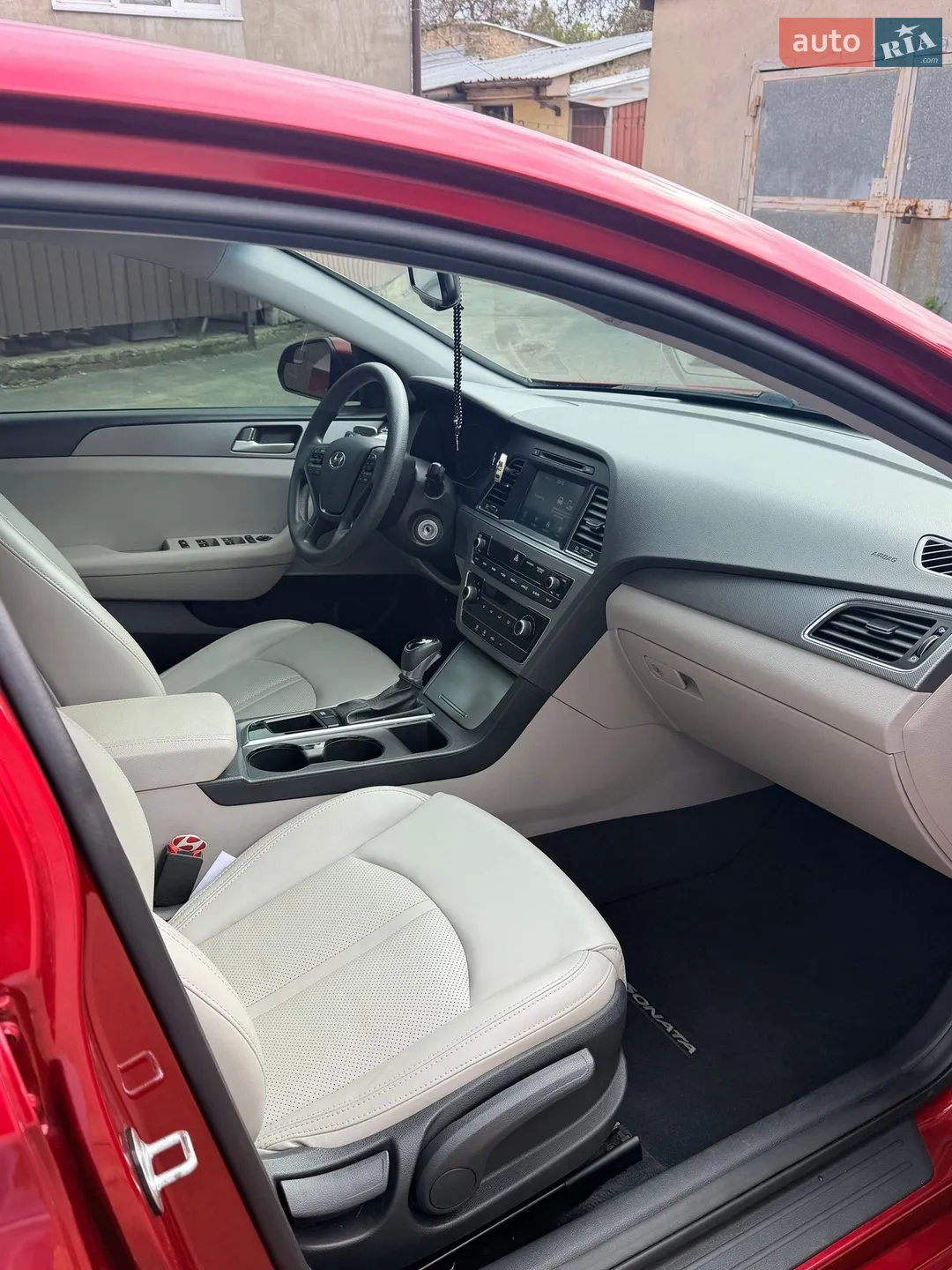 2016 Hyundai Sonata - мініатюра 25