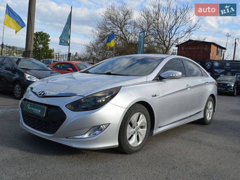 Hyundai Sonata 2013
