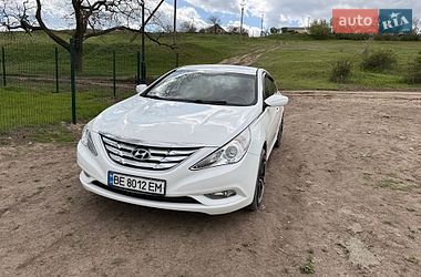 Седан Hyundai Sonata 2011 в Снигиревке