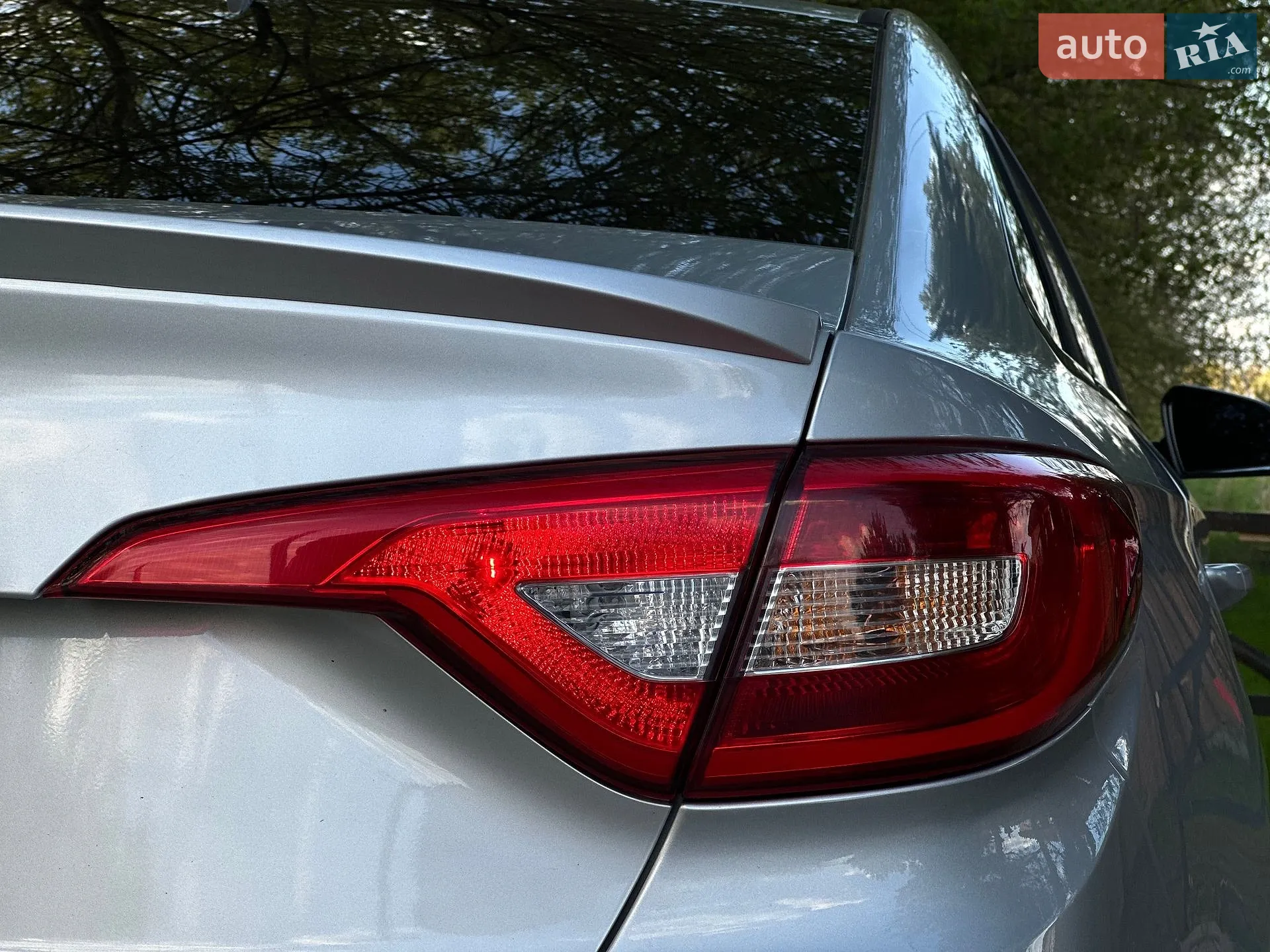 2016 Hyundai Sonata - мініатюра 32