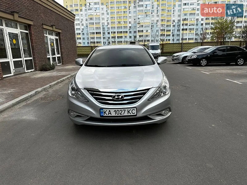 Hyundai Sonata